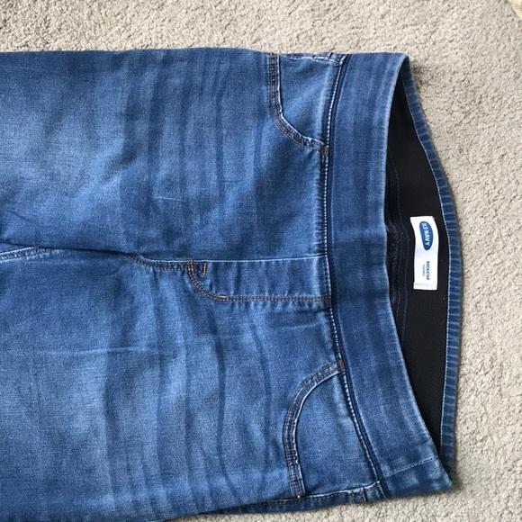 Old Navy Rockstar Jeggings - Picture 2 of 4